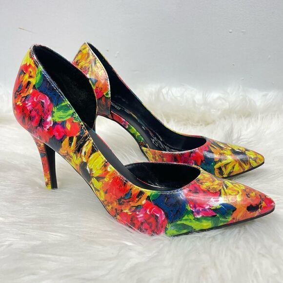 Brash | floral ,tropical, daisy 3 1/2 “ heel, 6.0 pointy toe . - Picture 1 of 8